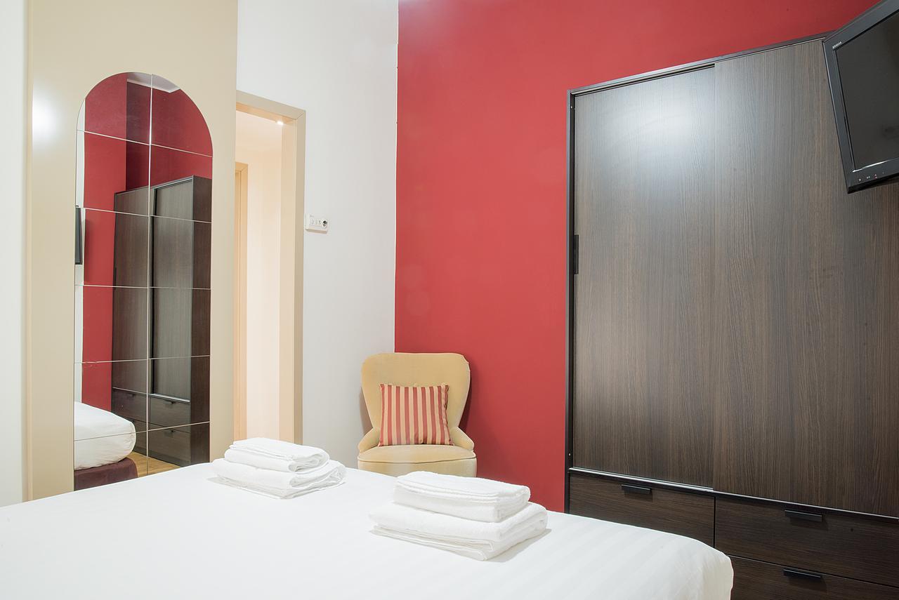 Easyhomes - San Babila Corridoni Milan Exterior photo